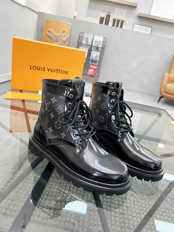 Louis Vuitton Shoe 